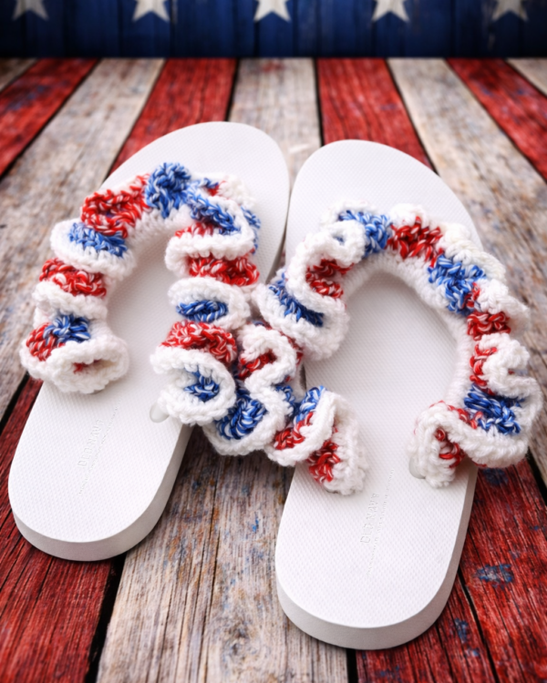 🧨 Firecracker Ruffle Ruffled Sandals Women’s 9